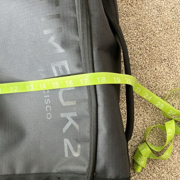 Timbuk2 Black Impulse Travel Bag Backpack 55L - Picture 12 of 13